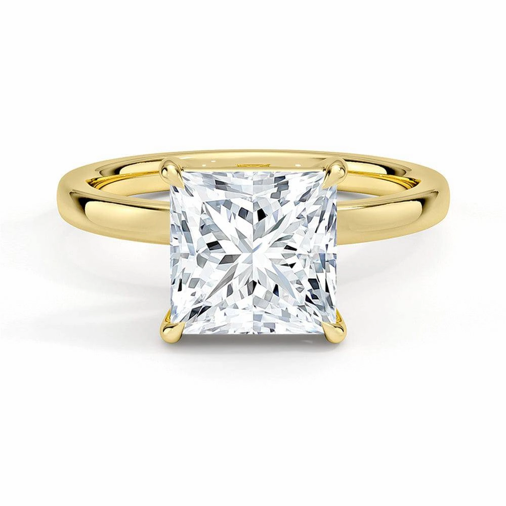 Trendy Touch Classic Solitaire Princess Cut Moissanite Engagement Ring