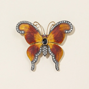 18K Yellow Gold Butterfly Sapphire Ruby and Diamond Brooch | 0.75ctw, 0.10ctw, 1.00ctw Expressive Style Vibrant Craftwork