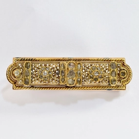 Modern Pair Sculpted Feature Stunning Victorian Era Brooch | 0.35ctw |