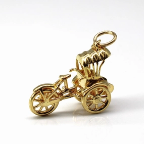 Glamorous Mood Impeccable Form Yellow Gold Three Wheeled Cart Pendant