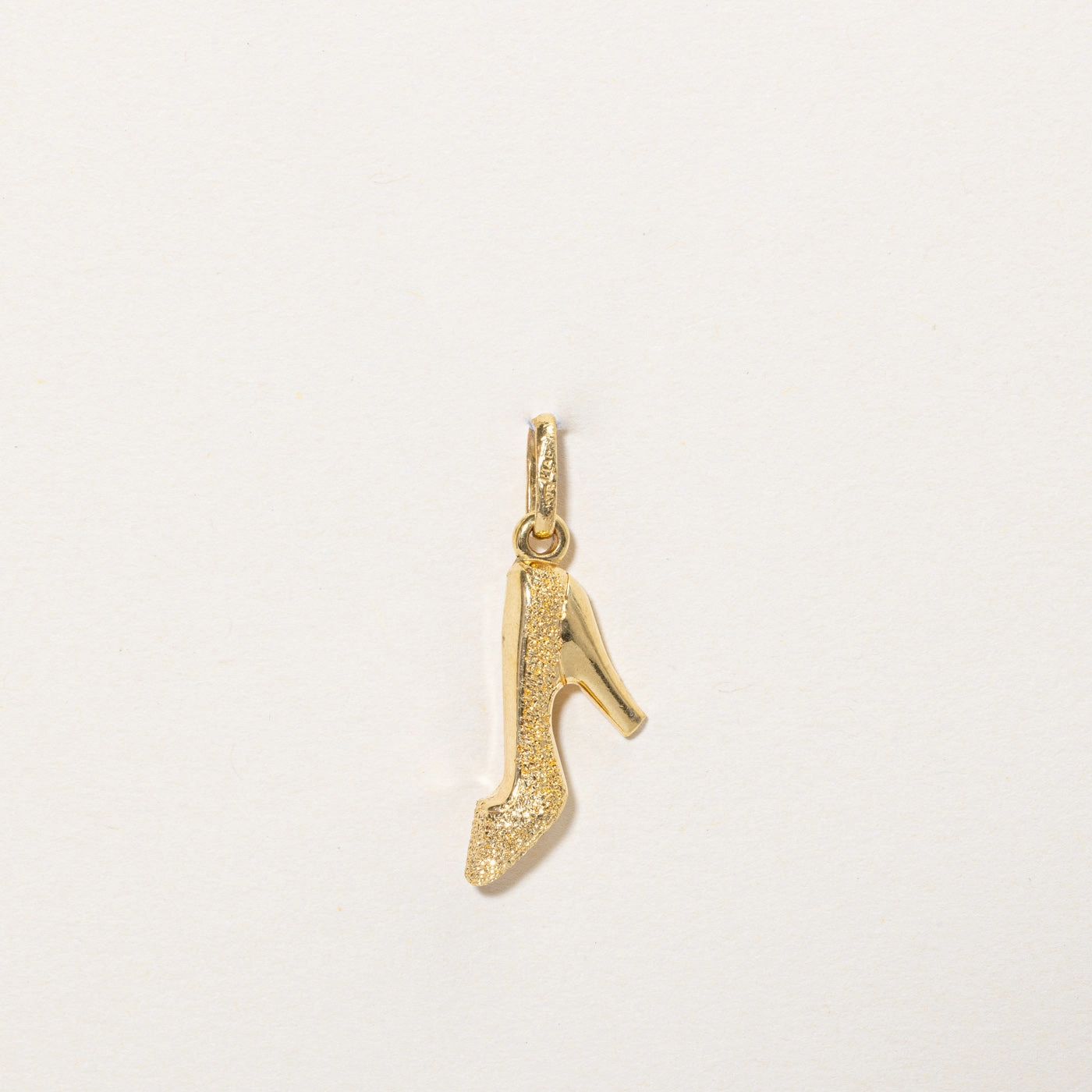 Fine Detail 14k Yellow Gold High Heel Charm
