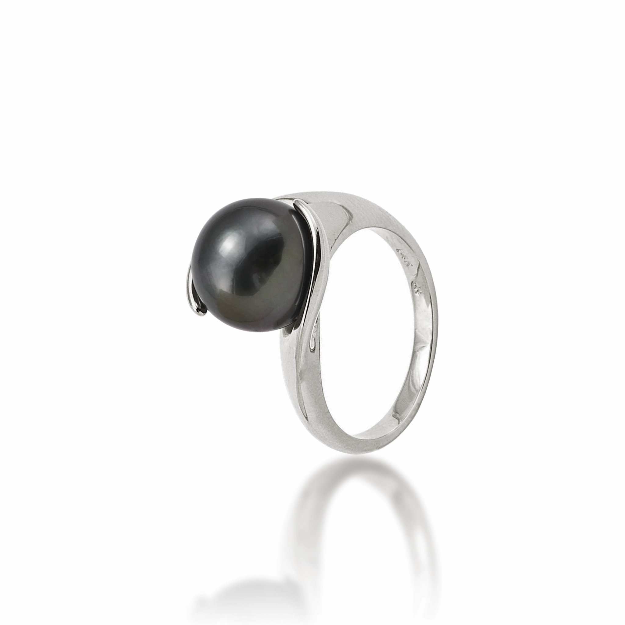 Refined Craftwork Contemporary Detail Tahitian Black Pearl Ring in White Gold - 10-11mm
