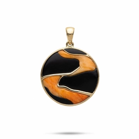 Trendy Outfit Lava Flow Black Coral and Spiny Oyster Pendant in Gold - 22mm