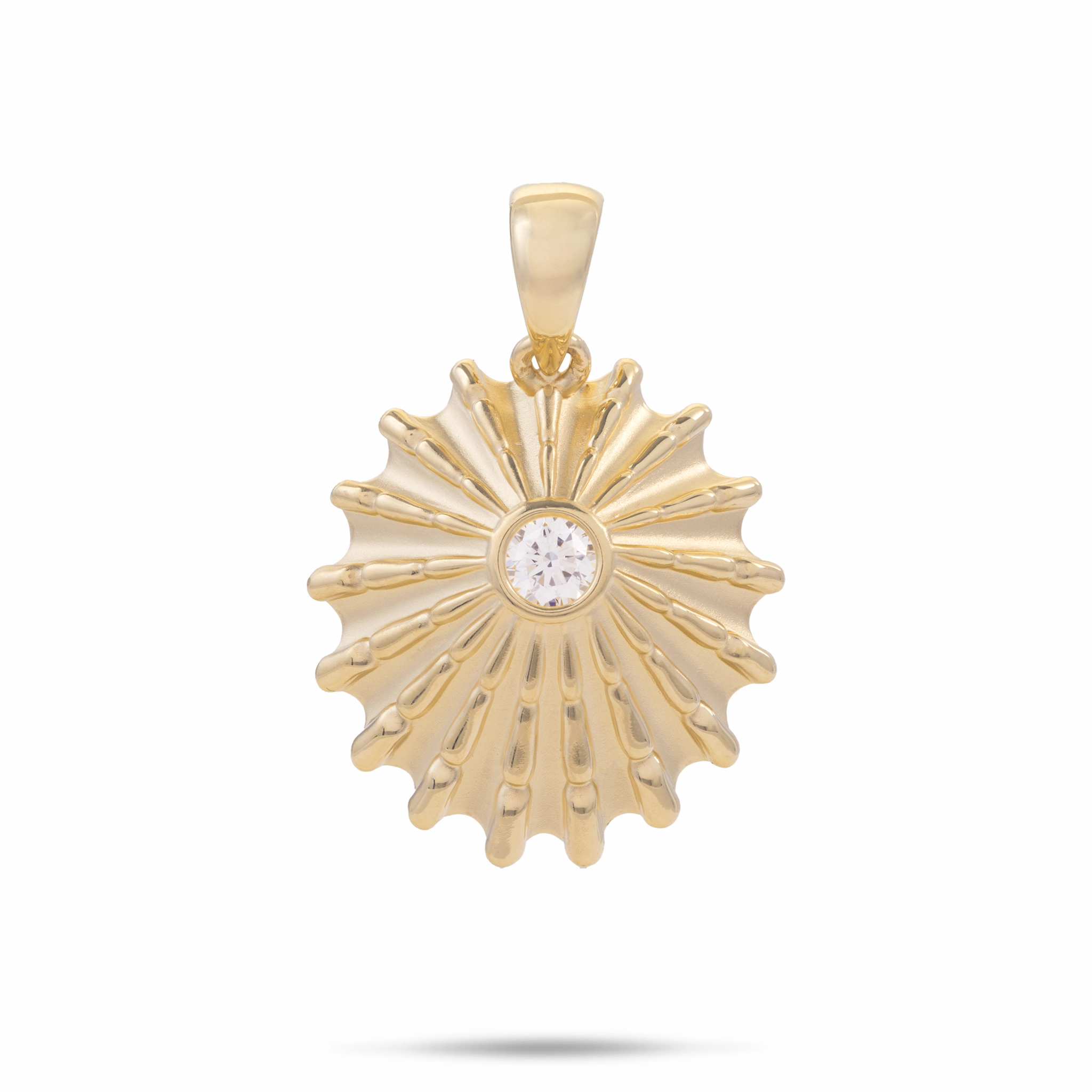 Festive Accent ?Opihi Pendant in Gold with Lab Grown Diamond - 25mm