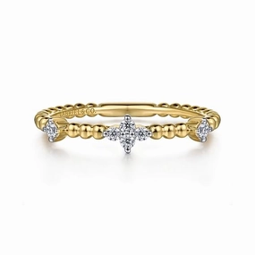 Bold Pop Gentle Look 14K Yellow Gold Diamond Station Bujukan Stackable Ring