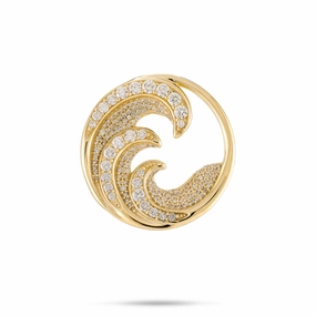 Nalu Pendant in Gold with Diamonds - 26mm Gifting Moment