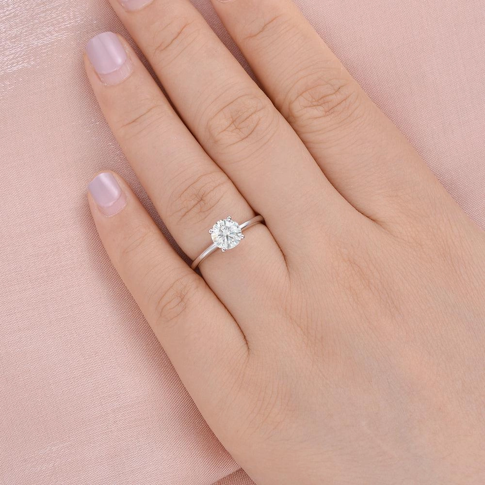 1.0ct Round Cut Moissanite Classic Solitaire Ring Fashionable Touch Glamorous Accessory
