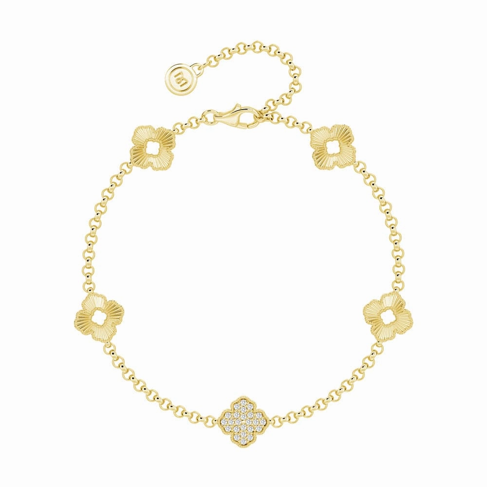 Blooming Petals Four Leaf Clover Lab Grown Diamond Bracelet Flat Detail Tailored Mood