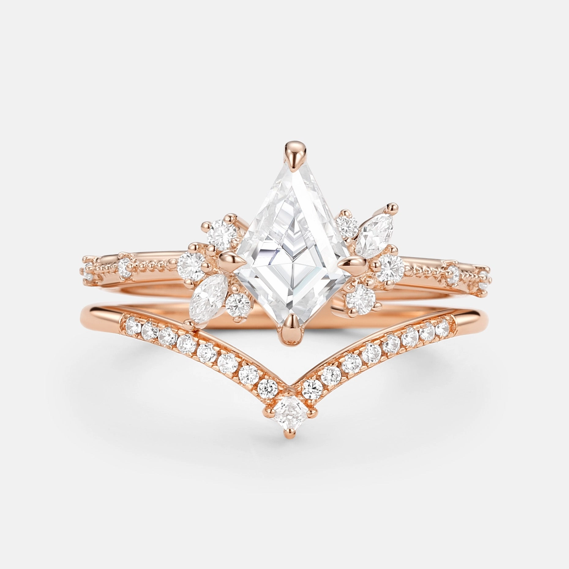 Urban Mood Quick Shine Unique Kite Cut Moissanite Engagement Ring Set 2pcs