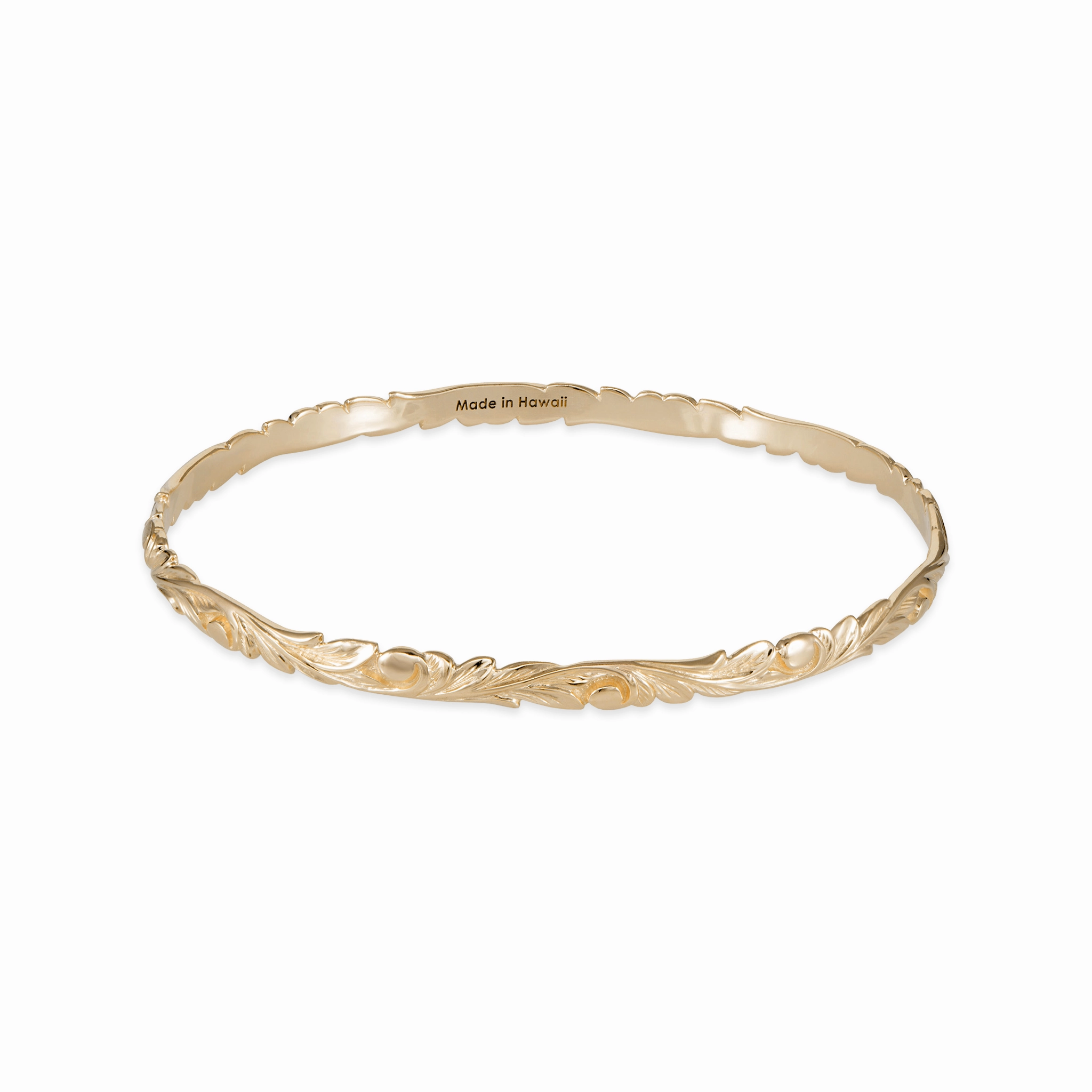 Subtle Glamour Sleek Shine Hawaiian Heirloom Old English Scroll Bracelet in Gold - 4.5mm