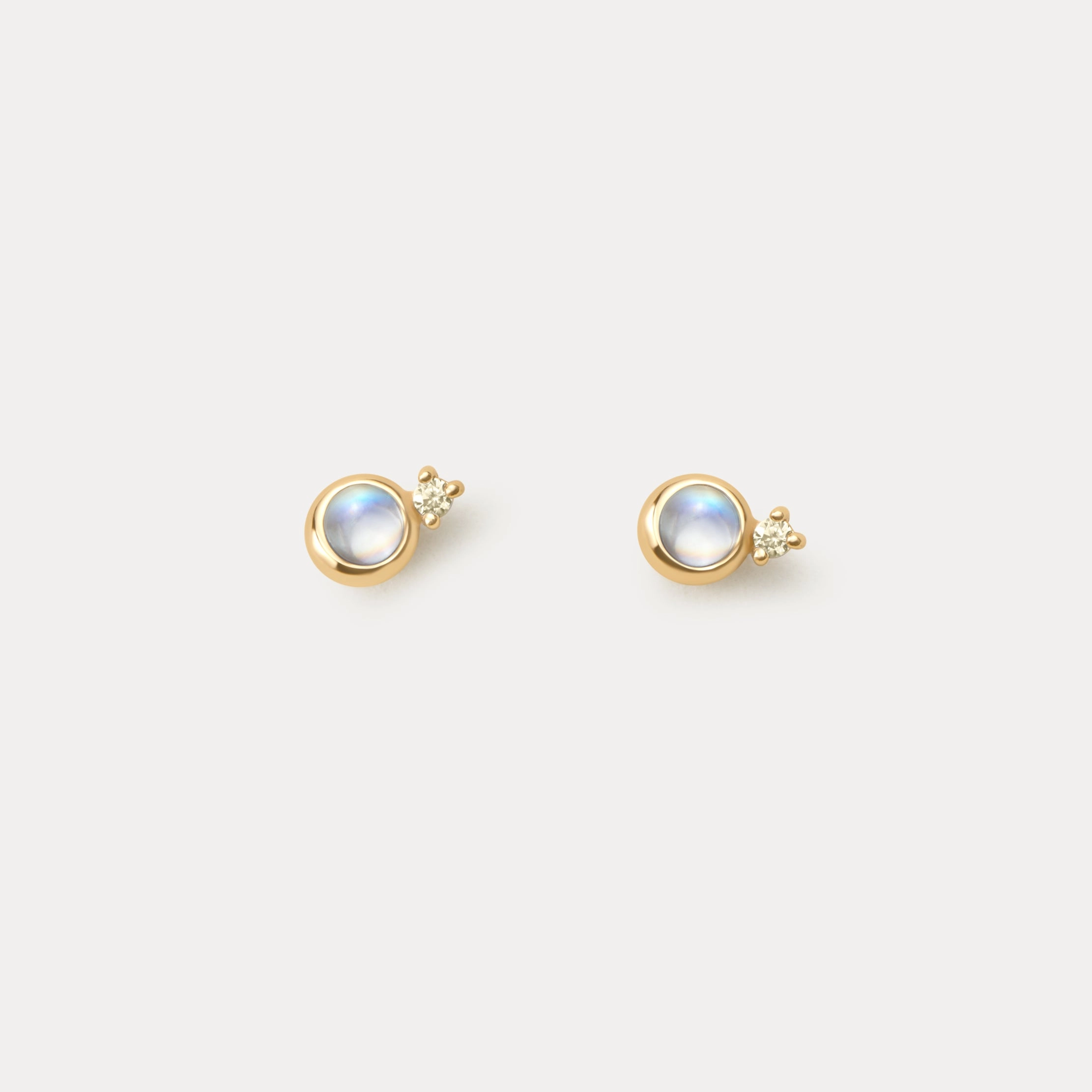 Everyday Finish Moonstruck Studs